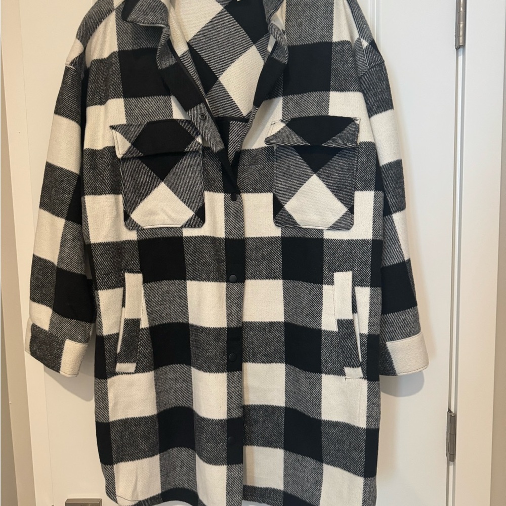Black/Cream Shaket